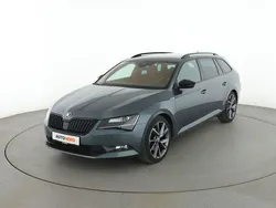 Grau Gebraucht 2017 Skoda Superb SportLine Kombi | 21.010 € (Fairer Preis)