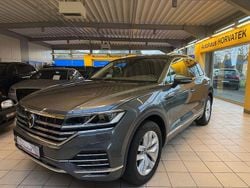 Grau Gebraucht 2021 VW Touareg Atmosphere SUV | 33.450 € (Guter Preis)