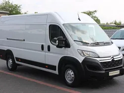 Weiß Gebraucht 2024 Citroën Jumper Van / Kleinbus | 23.798 € (Superpreis)