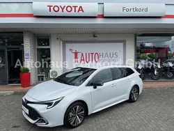 Grau Neu 2025 Toyota Corolla Style Kombi | 30.980 €