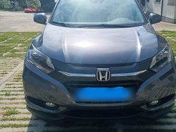 Grau Gebraucht 2016 Honda HR-V Executive SUV | 10.155 € (Fairer Preis)
