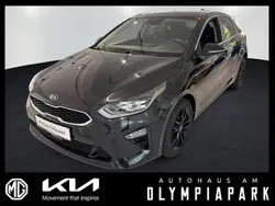 (1k) zilinaschwarz met. Gebraucht 2019 Kia Ceed Vision Limousine | 17.490 € (Etwas zu teuer)