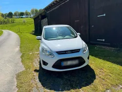 Weiß Gebraucht 2013 Ford C-MAX Van / Kleinbus | 8.000 €