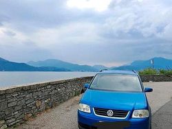 Blau Gebraucht 2006 VW Touran Van / Kleinbus | 2.200 € (Guter Preis)