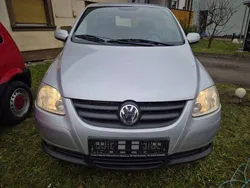 Silber Gebraucht 2006 VW Fox Kleinwagen | 2.650 € (Etwas zu teuer)
