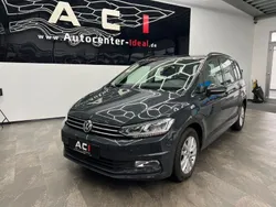 Grau Gebraucht 2016 VW Touran Comfortline Van / Kleinbus | 14.990 € (Guter Preis)