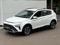 Weiß Gebraucht 2023 Hyundai Bayon Trend SUV | 18.880 € (Guter Preis)