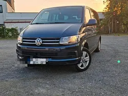 Blau Gebraucht 2017 VW T6 Van | 28.800 €