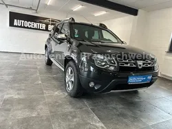 Schwarz Gebraucht 2014 Dacia Duster Lauréate SUV | 8.400 € (Fairer Preis)