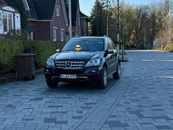 Schwarz Gebraucht 2010 Mercedes ML300 SUV | 9.700 € (Fairer Preis)