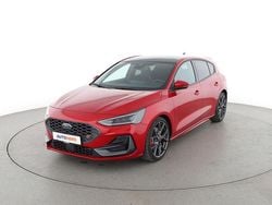 Rot Gebraucht 2024 Ford Focus ST Limousine | 32.400 € (Guter Preis)