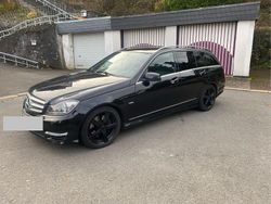 Schwarz Gebraucht 2011 Mercedes C250 AMG Limousine | 10.500 € (Fairer Preis)