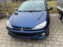 Blau Gebraucht 2005 Peugeot 206 CC Cabrio | 1.050 €
