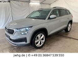 Grau Gebraucht 2022 Skoda Kodiaq Clever SUV | 26.990 € (Guter Preis)