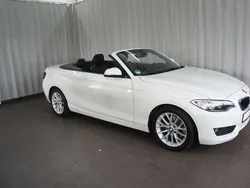 Weiß Gebraucht 2017 BMW 220 Cabrio | 23.990 € (Etwas zu teuer)