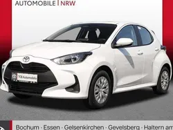 Weiß Neu 2025 Toyota Yaris Hybrid Business Edition Limousine | 24.989 € (Fairer Preis)