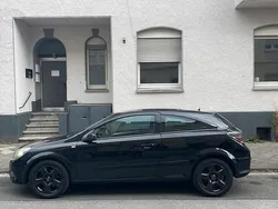 Schwarz Gebraucht 2009 Opel Astra GTC Kleinwagen | 1.600 €