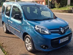 Blau Gebraucht 2015 Renault Kangoo LIMITED Van / Kleinbus | 7.500 € (Fairer Preis)