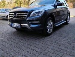 Grau Gebraucht 2014 Mercedes ML350 SUV | 25.500 €
