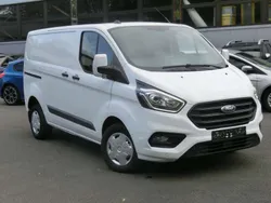 Frost weiß Gebraucht 2021 Ford Transit Custom Trend Van / Kleinbus | 17.495 € (Superpreis)
