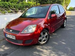 Rot Gebraucht 2008 Ford Fiesta Fun X Kleinwagen | 2.200 € (Fairer Preis)