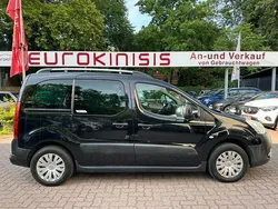 Schwarz Gebraucht 2010 Citroën Berlingo XTR Van / Kleinbus | 5.999 € (Fairer Preis)