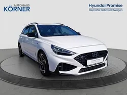Weiss Gebraucht 2024 Hyundai i30 N Line Kombi | 26.900 € (Fairer Preis)