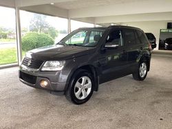 Grau Gebraucht 2010 Suzuki Grand Vitara SUV | 2.999 €