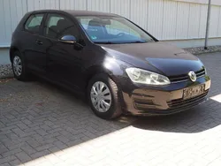 Schwarz Gebraucht 2013 VW Golf VII Trendline Kleinwagen | 7.290 € (Guter Preis)