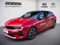Rot / chilirot Gebraucht 2023 Opel Astra GS Line | 23.880 € (Fairer Preis)