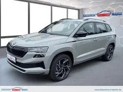 Grau Neu 2025 Skoda Karoq SportLine SUV | 41.490 € (Etwas zu teuer)