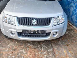 Grau Gebraucht 2008 Suzuki Vitara SUV | 4.500 €