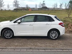 Weiß Gebraucht 2012 Citroën C4 SELECTION Kleinwagen | 5.900 €