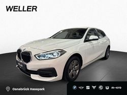 Weiß Gebraucht 2022 BMW 118 Advantage Kleinwagen | 22.450 € (Fairer Preis)