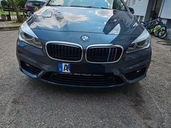 Blau Gebraucht 2015 BMW 218 Sport Line Kombi | 9.000 € (Superpreis)