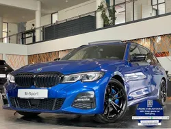 Blau Gebraucht 2022 BMW 330 M Sport Limousine | 43.980 € (Teuer)