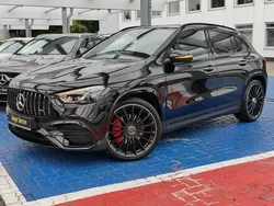 Metalliclack kosmosschwarz Gebraucht 2023 Mercedes GLA35 AMG AMG SUV | 62.890 €