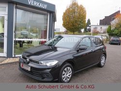 Deep black perleffekt Gebraucht 2024 VW Polo Life Limousine | 19.450 € (Fairer Preis)