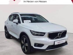 Weiß Gebraucht 2022 Volvo XC40 Momentum SUV | 24.489 € (Fairer Preis)