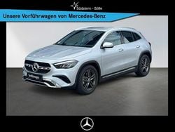 Silber Gebraucht 2025 Mercedes GLA200 Progressive SUV | 37.590 € (Superpreis)