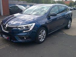 Blau Gebraucht 2020 Renault Mégane IV LIMITED Limousine | 14.190 € (Fairer Preis)