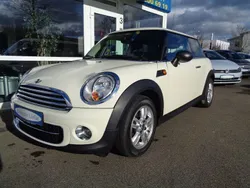Weiß Gebraucht 2013 Mini ONE Kleinwagen | 5.500 € (Fairer Preis)