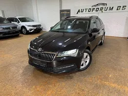 Schwarz Gebraucht 2022 Skoda Superb Kombi | 20.990 € (Guter Preis)