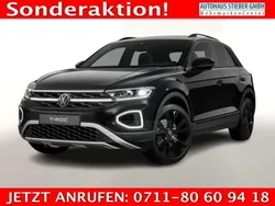 Deep black perleffekt Neu 2025 VW T-Roc Style SUV | 40.342 € (Guter Preis)