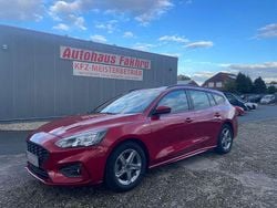 Rot Gebraucht 2021 Ford Focus ST-Line Kombi | 17.950 € (Superpreis)