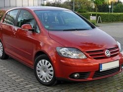 Rot Gebraucht 2006 VW Golf Plus Cross Van / Kleinbus | 3.690 € (Superpreis)