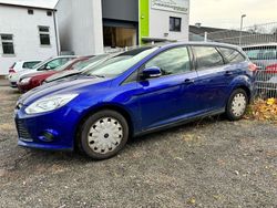 Indicblau metallic (metallic) Gebraucht 2014 Ford Focus Trend Kombi | 2.489 € (Guter Preis)