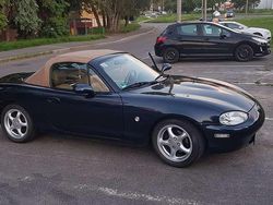 Blau Gebraucht 1999 Mazda MX5 Cabrio | 6.500 € (Teuer)