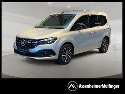 Helvinsilber metallic Gebraucht 2023 Mercedes EQT200 Progressive Van / Kleinbus | 24.539 € (Guter Preis)