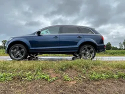 Blau Gebraucht 2008 Audi Q7 SUV | 28.900 €
